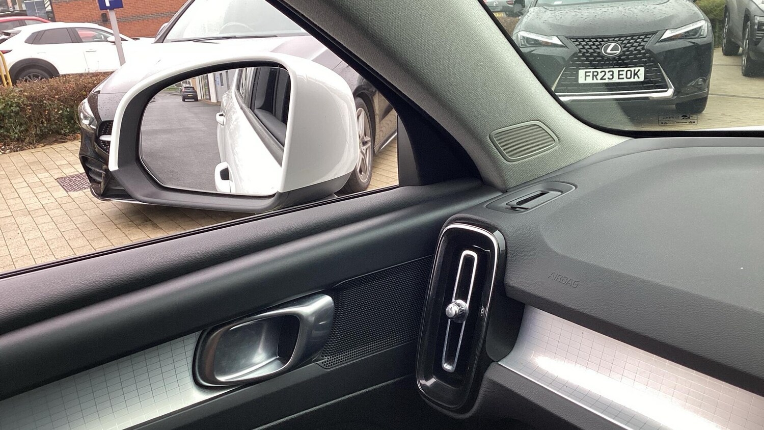 Used Volvo XC40 2020 for sale - 77440035: Photo 28