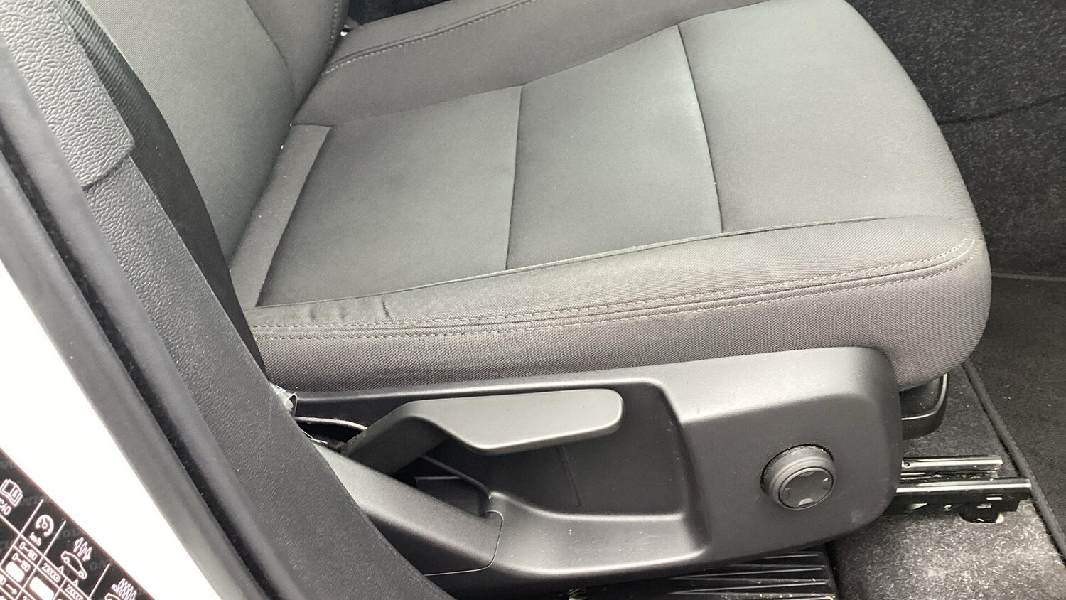 Used Volvo XC40 2020 for sale - 77440035: Photo 32