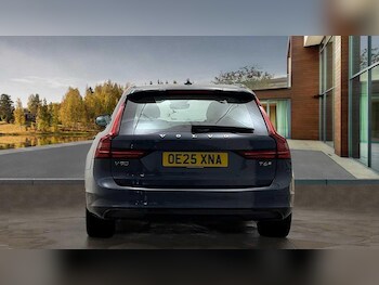 Used Volvo V90 2025 for sale - 76801358: Photo