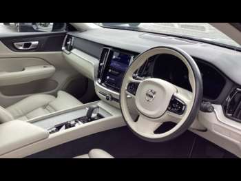 Used Volvo V60 2023 for sale - 74799836: Photo