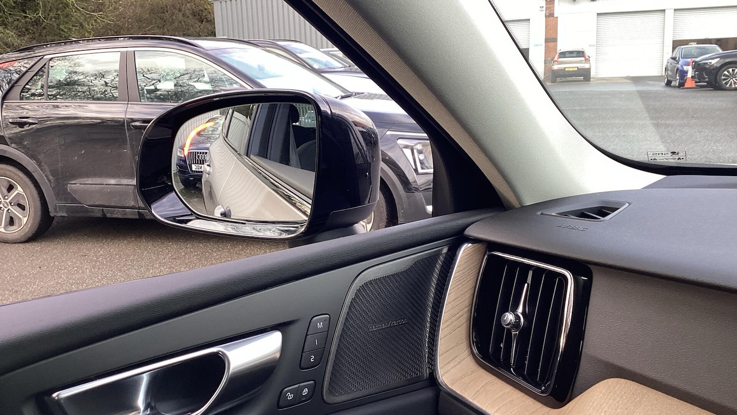 Used Volvo XC60 for sale - 77625632: Photo 33