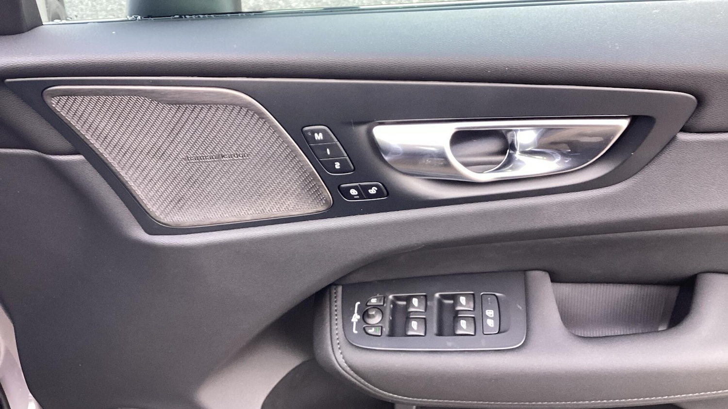 Used Volvo XC60 for sale - 77625632: Photo 39