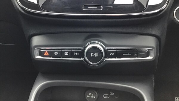 Used Volvo XC40 2025 for sale - 76239852: Photo 20