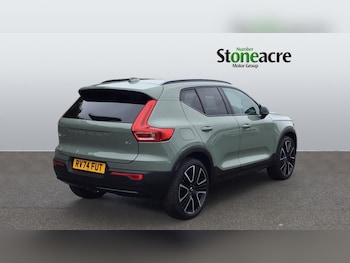 Used Volvo XC40 2025 for sale - 76239852: Photo 2