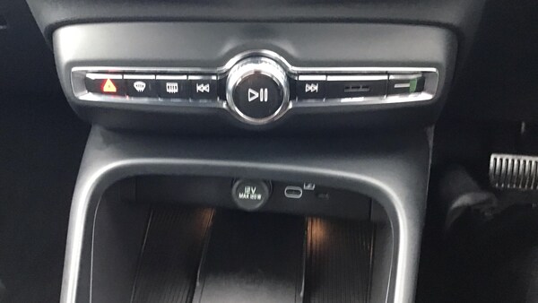 Used Volvo XC40 2024 for sale - 76306989: Photo 17