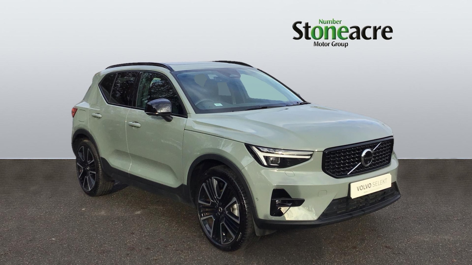 Used Volvo XC40 2024 for sale - 76620564: Photo 1
