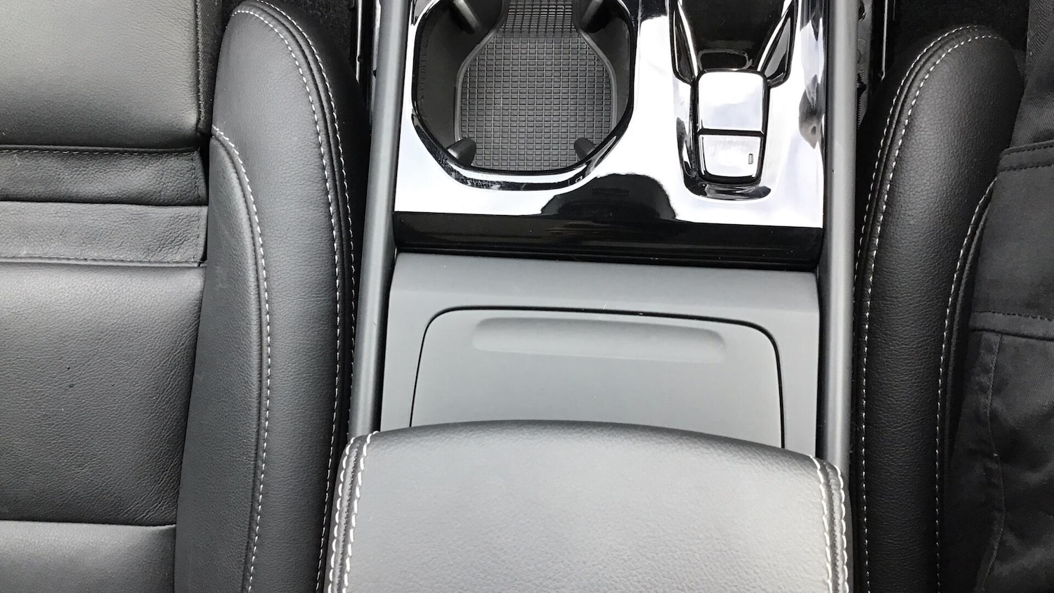 Used Volvo XC40 2024 for sale - 76620564: Photo 15