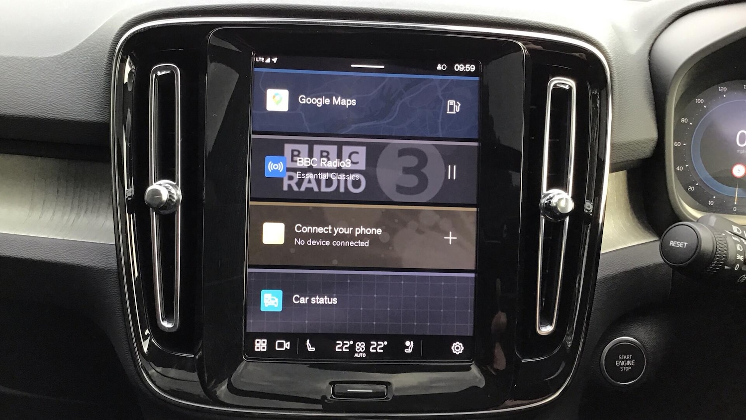 Used Volvo XC40 2024 for sale - 76620564: Photo 18