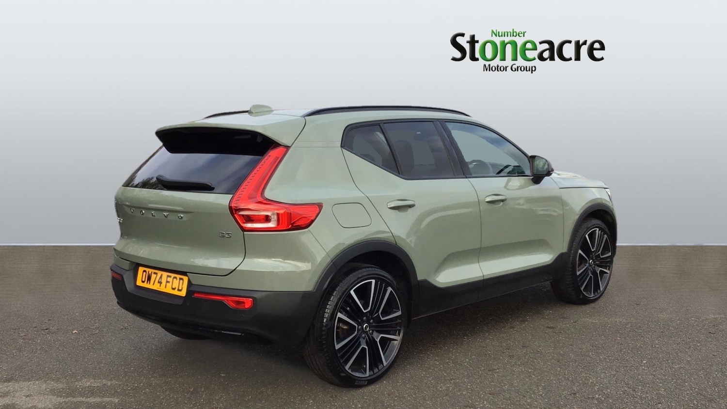 Used Volvo XC40 2024 for sale - 76620564: Photo 2