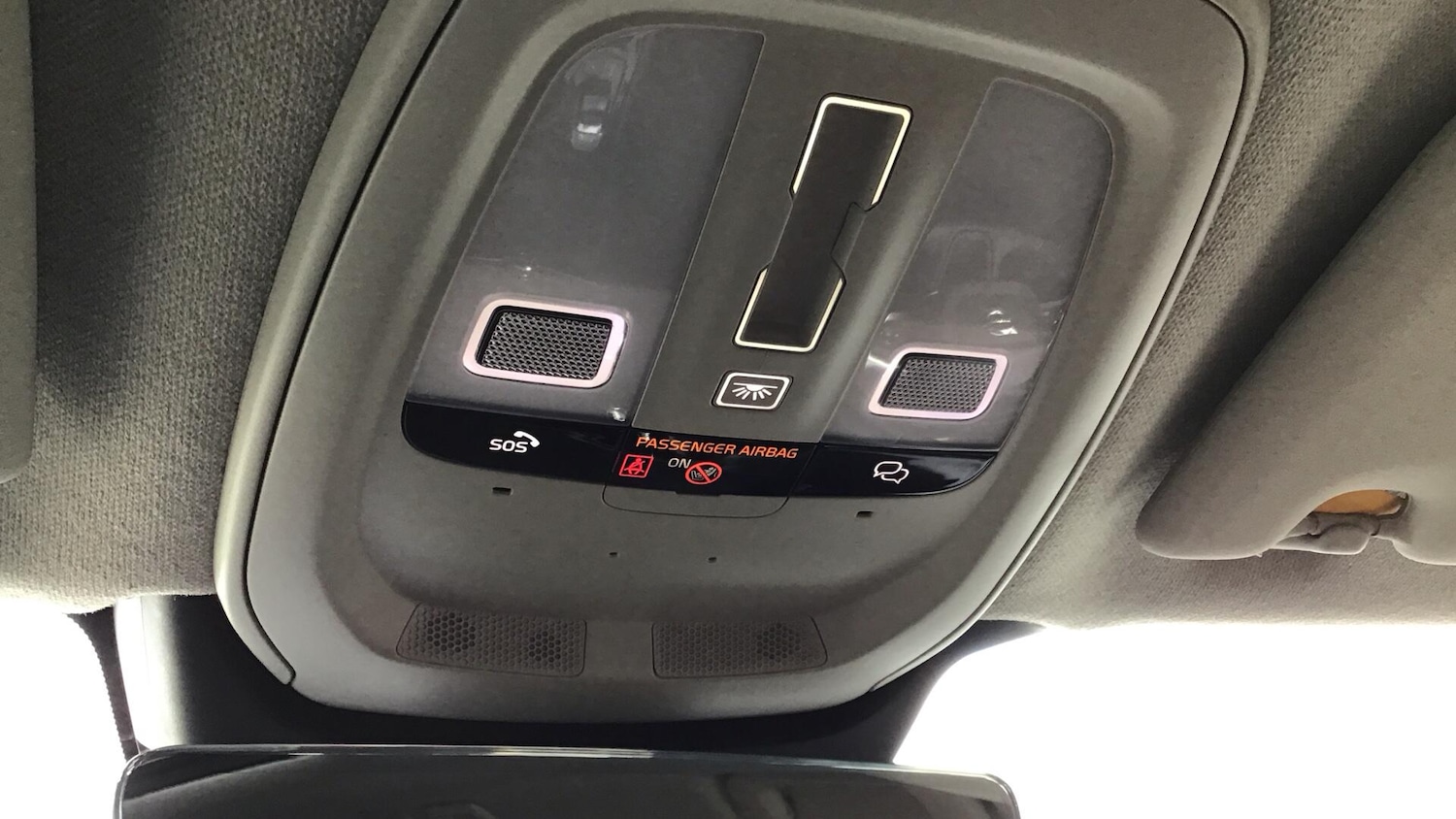 Used Volvo XC40 2024 for sale - 76620564: Photo 24