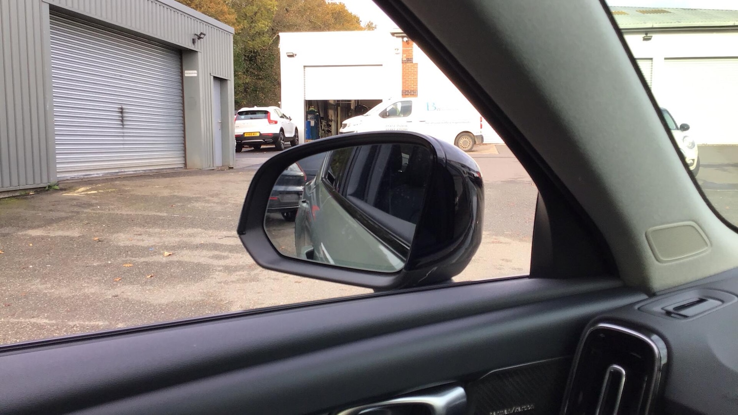 Used Volvo XC40 2024 for sale - 76620564: Photo 25