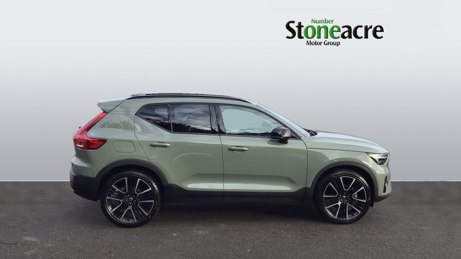Used Volvo XC40 2024 for sale - 76620564: Photo 3