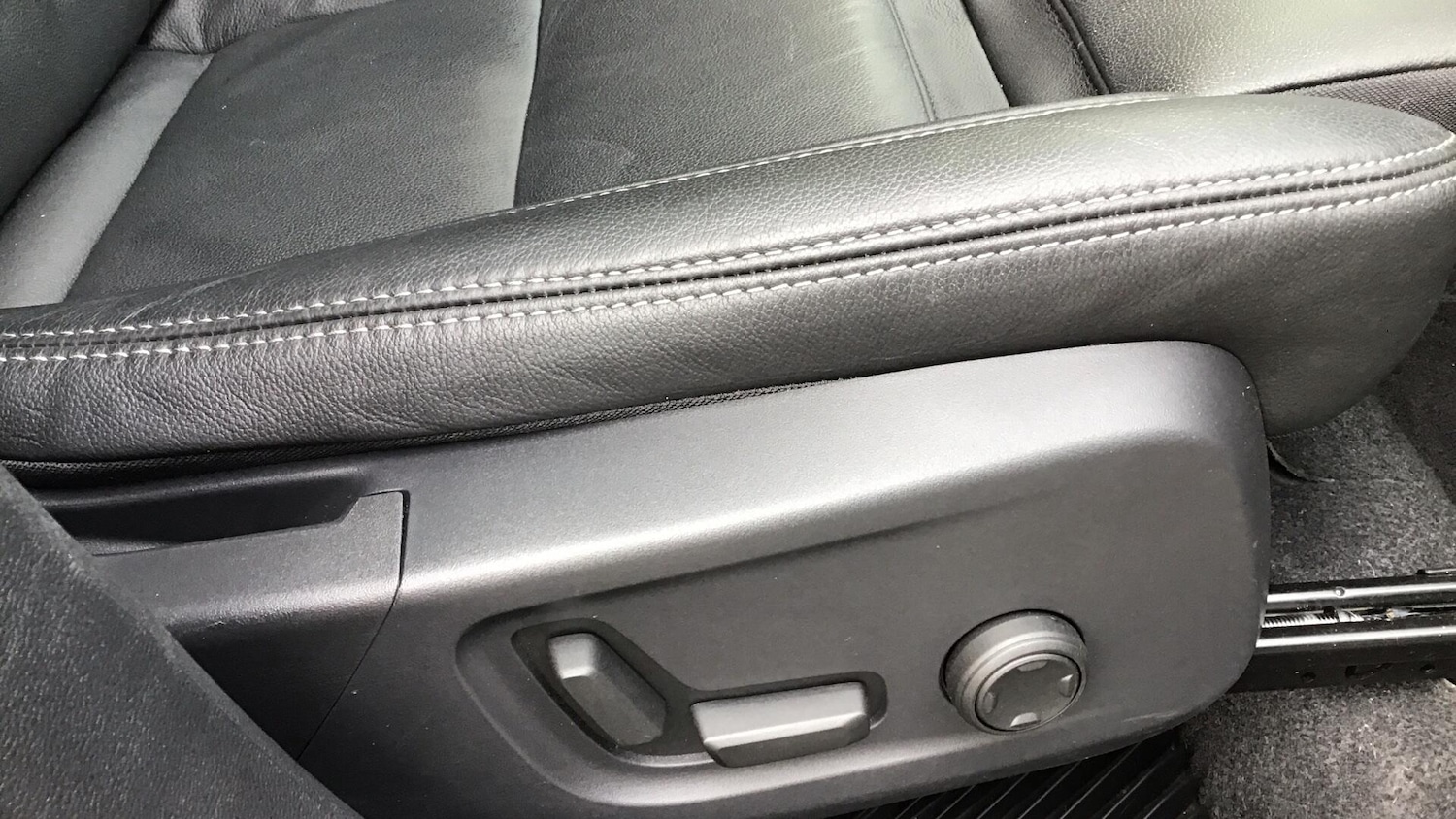 Used Volvo XC40 2024 for sale - 76620564: Photo 35