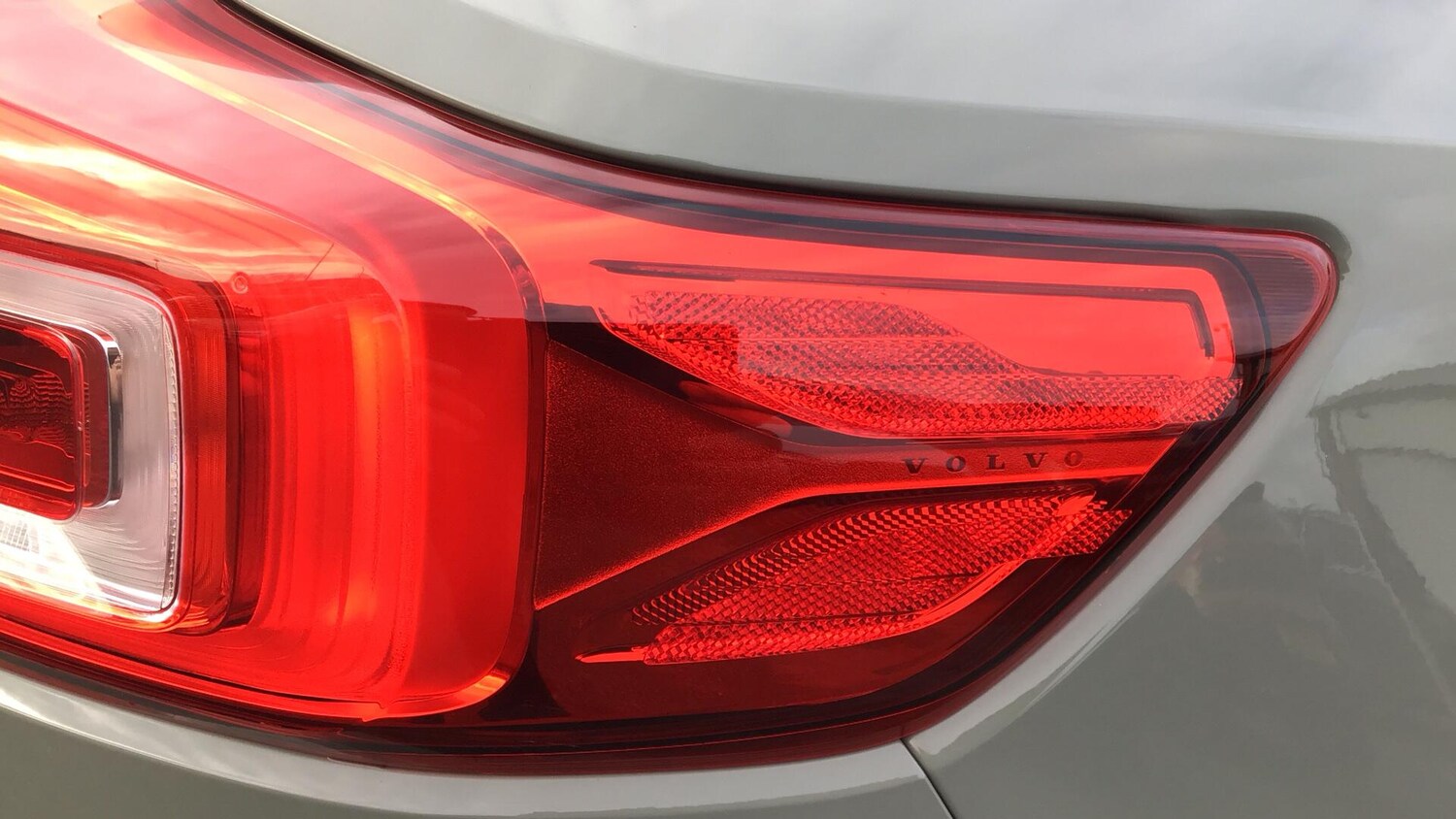 Used Volvo XC40 2024 for sale - 76620564: Photo 39