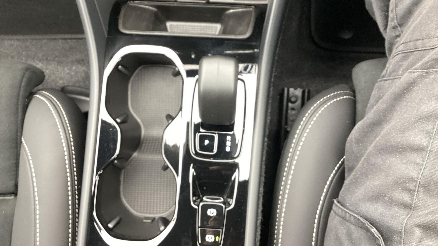 Used Volvo XC40 2025 for sale - 78203864: Photo 15