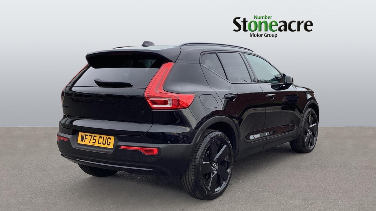 Used Volvo XC40 2025 for sale - 78203864: Photo 2