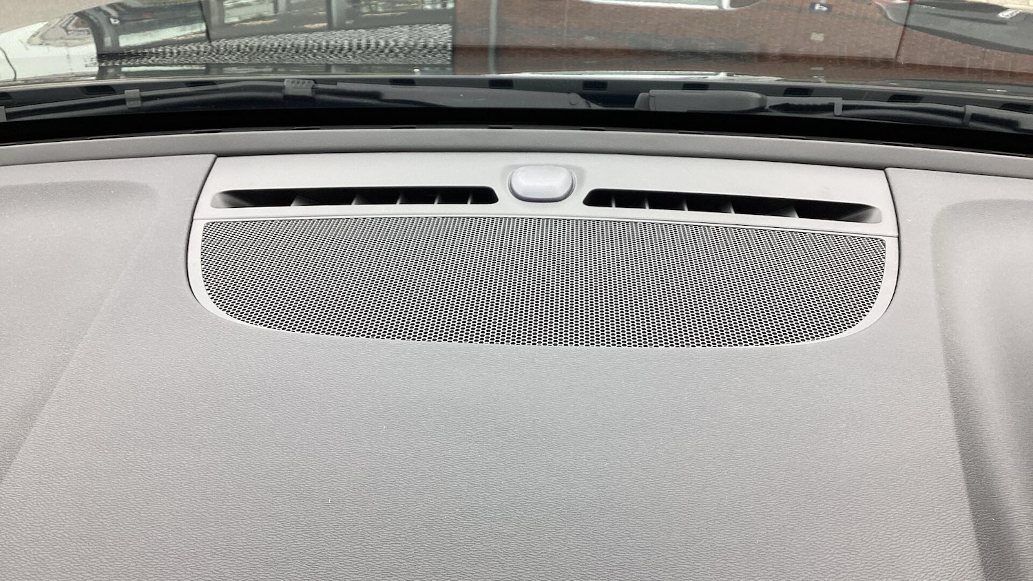 Used Volvo XC40 2025 for sale - 78203864: Photo 29