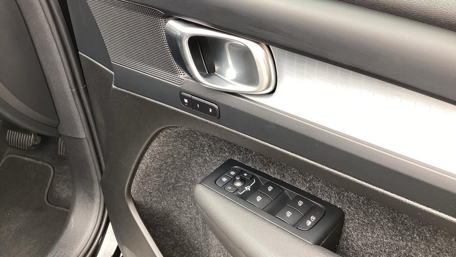 Used Volvo XC40 2025 for sale - 78203864: Photo 34