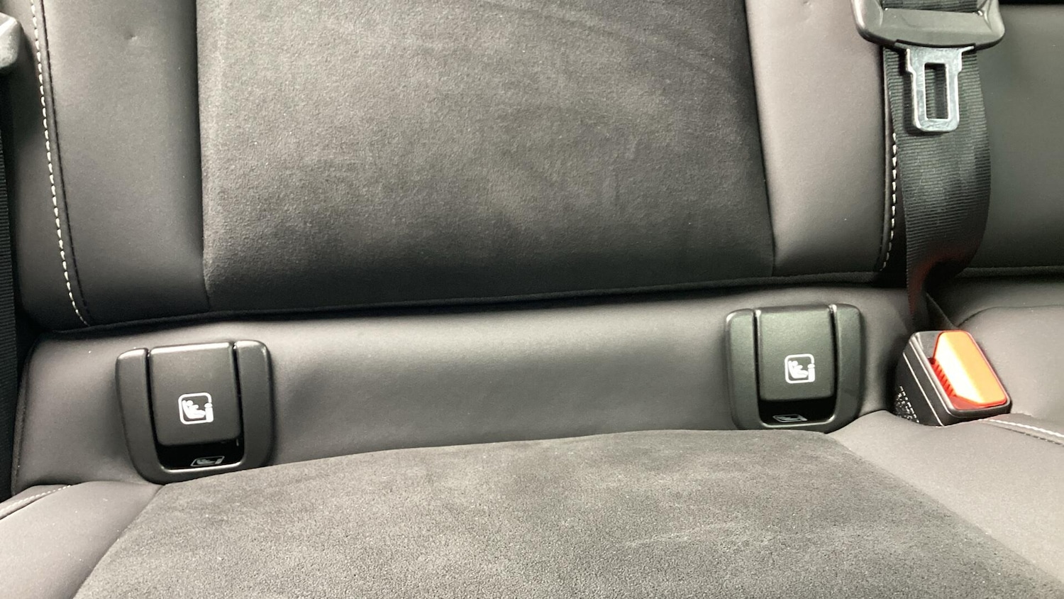 Used Volvo XC40 2025 for sale - 78203864: Photo 37