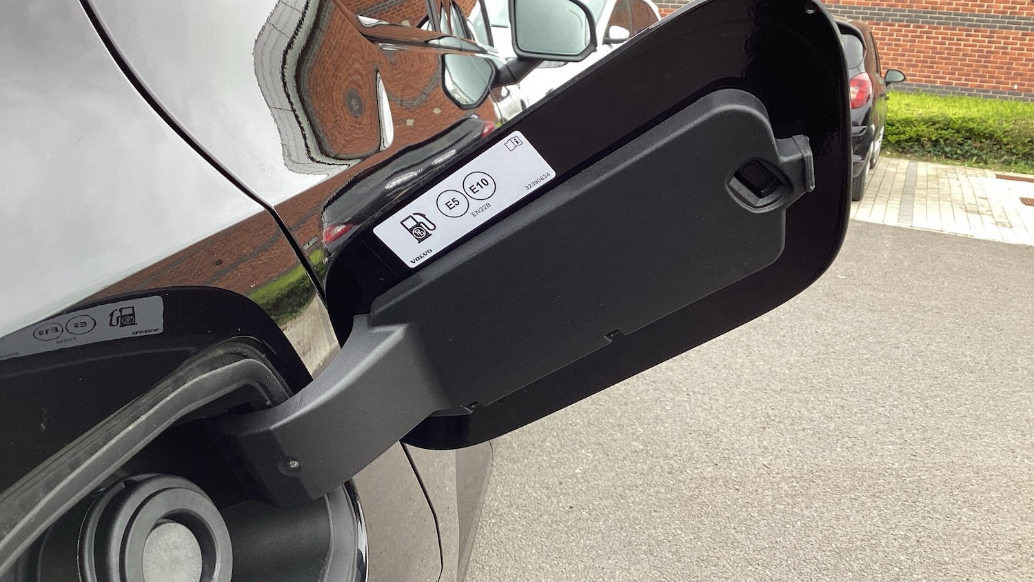 Used Volvo XC40 2025 for sale - 78203864: Photo 40