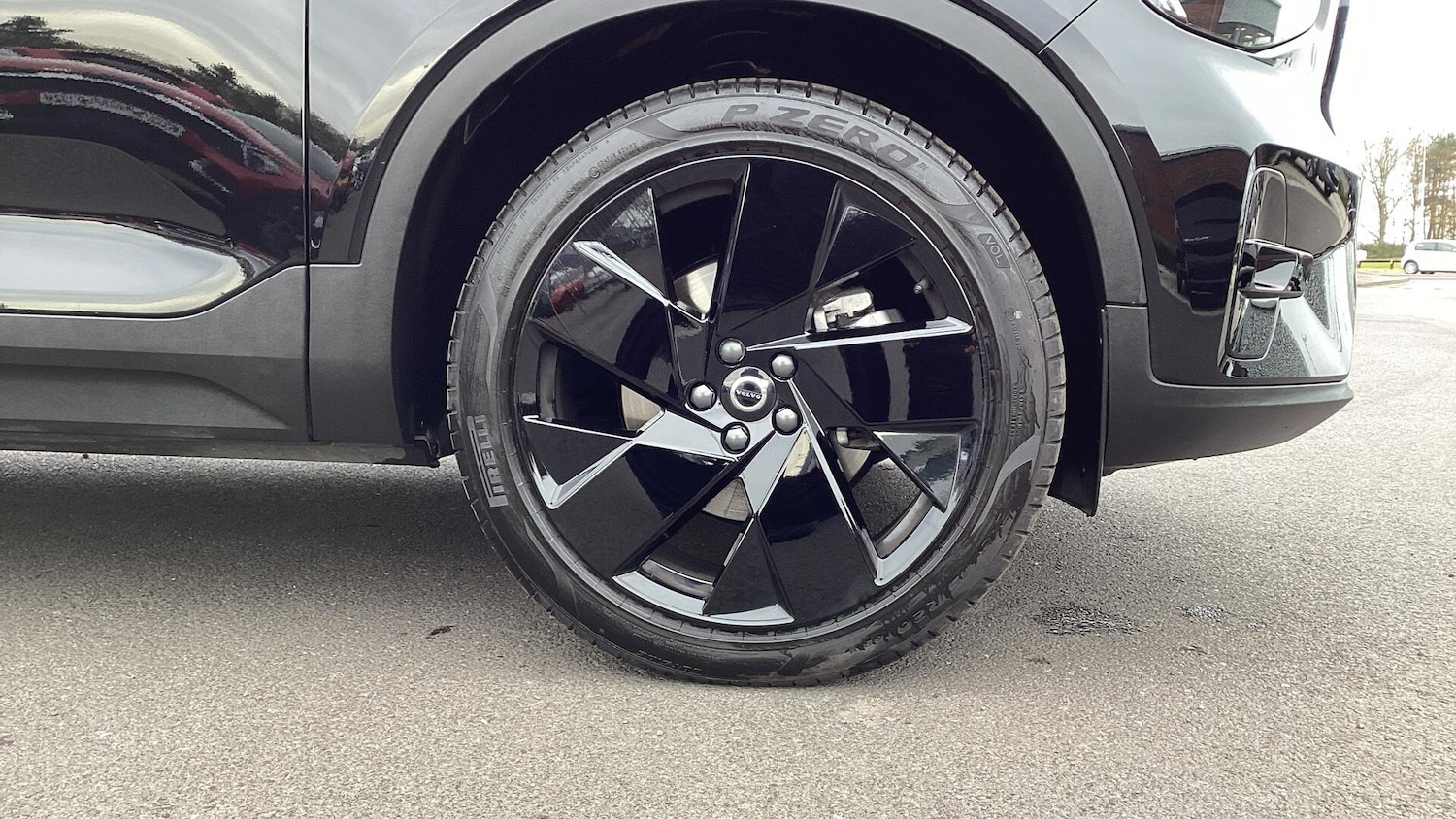 Used Volvo XC40 2025 for sale - 78203864: Photo 9