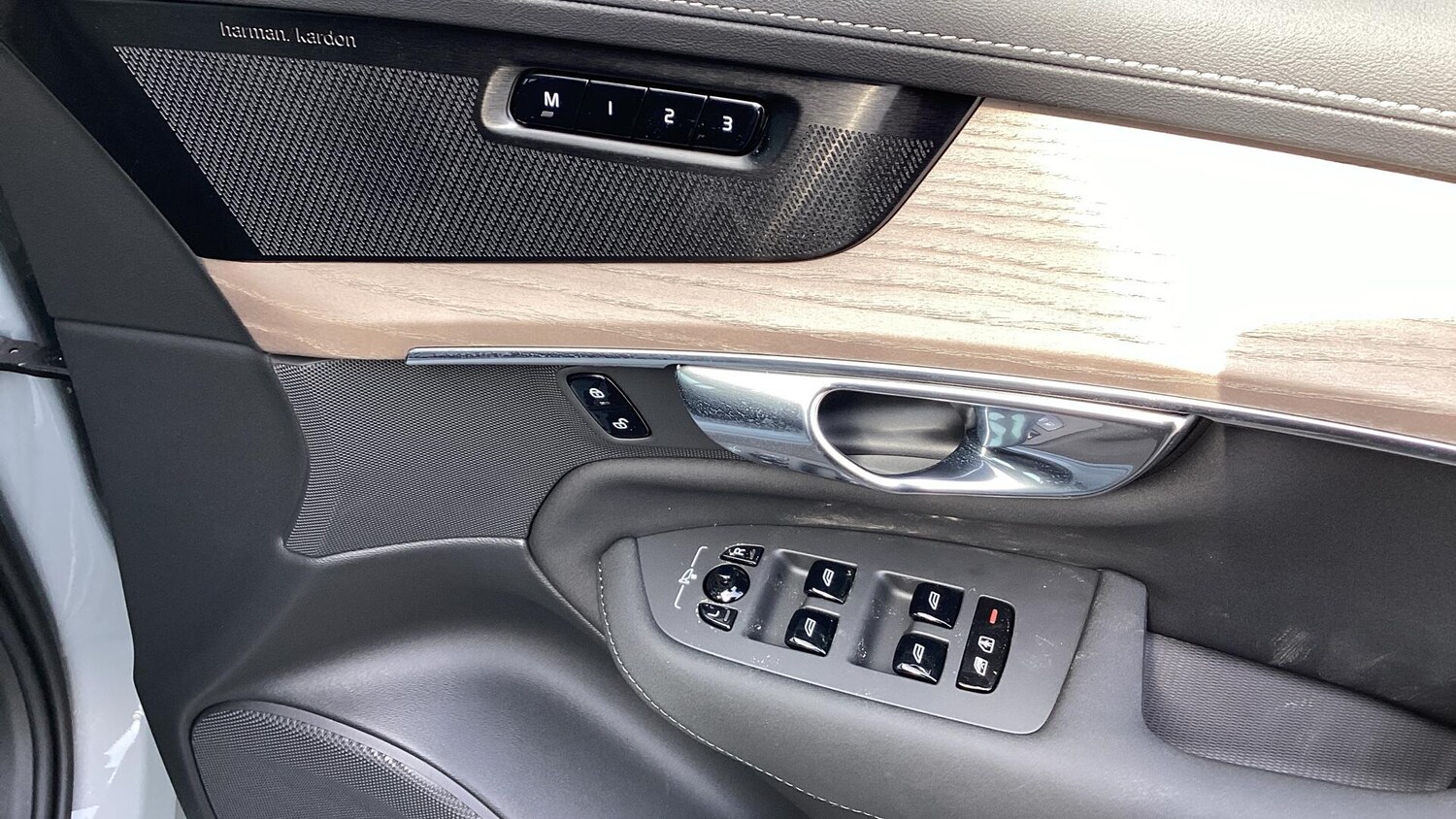 Used Volvo XC90 2026 for sale - 78205170: Photo 29