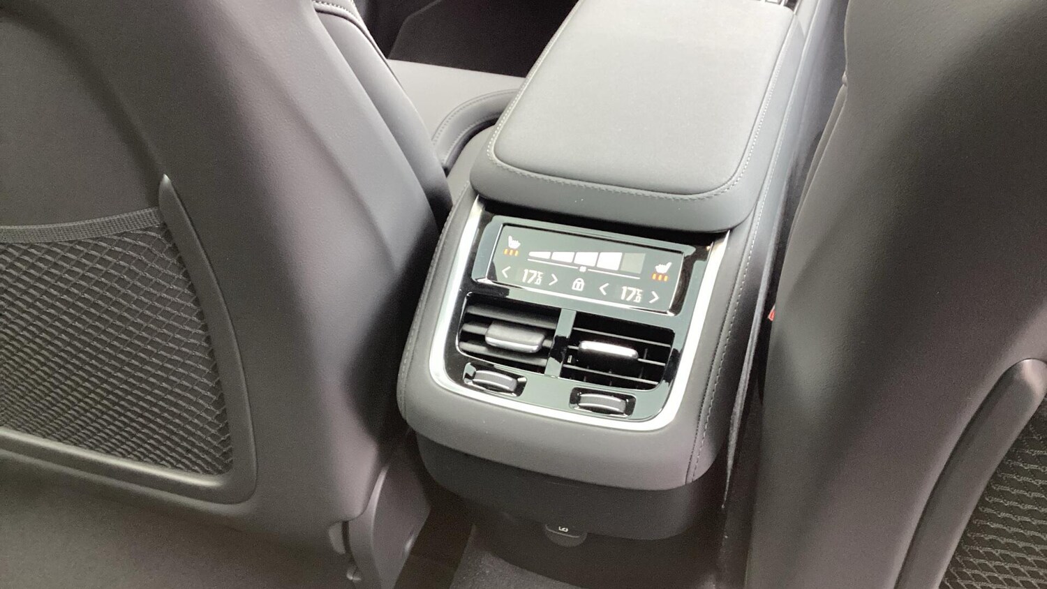 Used Volvo XC90 2026 for sale - 78205170: Photo 32