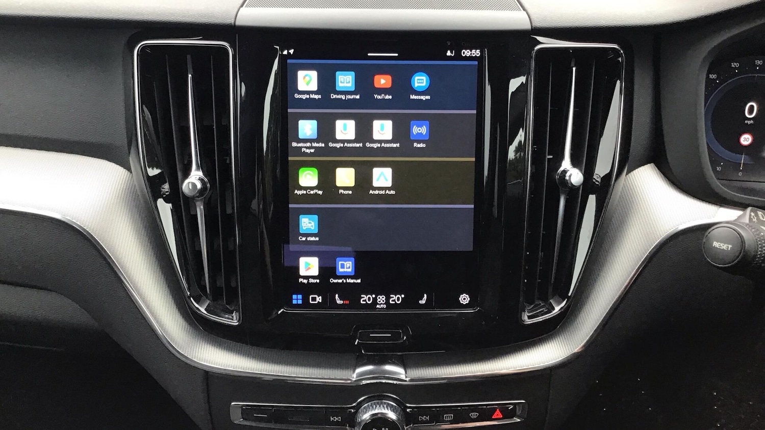 Used Volvo XC60 2022 for sale - 76440295: Photo 12