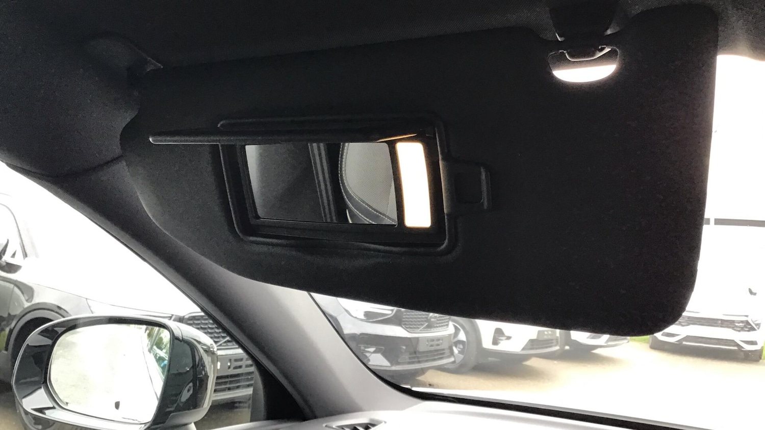 Used Volvo XC60 2022 for sale - 76440295: Photo 33