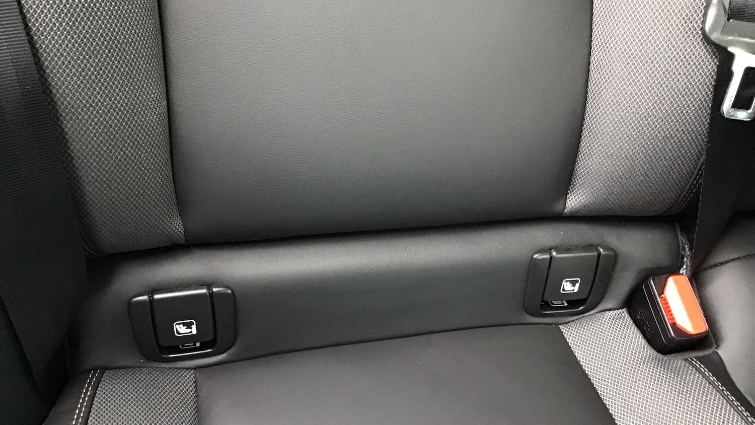 Used Volvo XC60 2022 for sale - 76440295: Photo 40