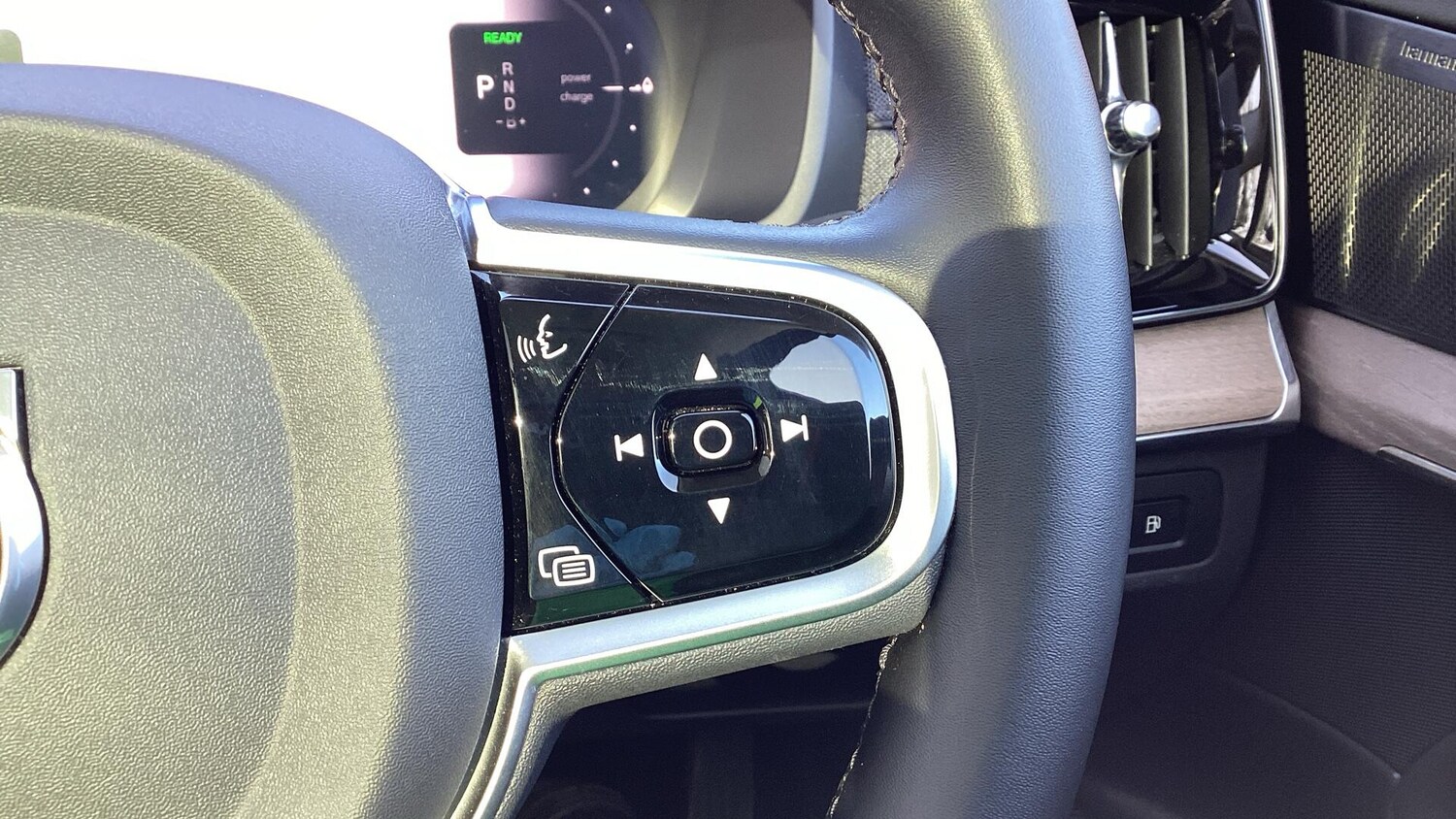 Used Volvo XC90 2025 for sale - 77598566: Photo 30