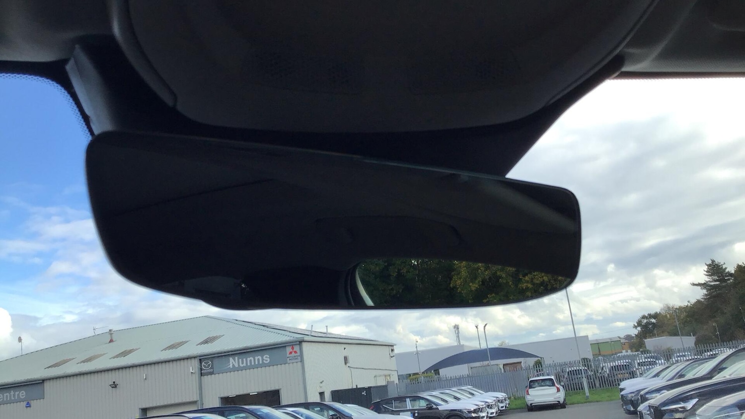 Used Volvo XC60 2025 for sale - 77330698: Photo 24