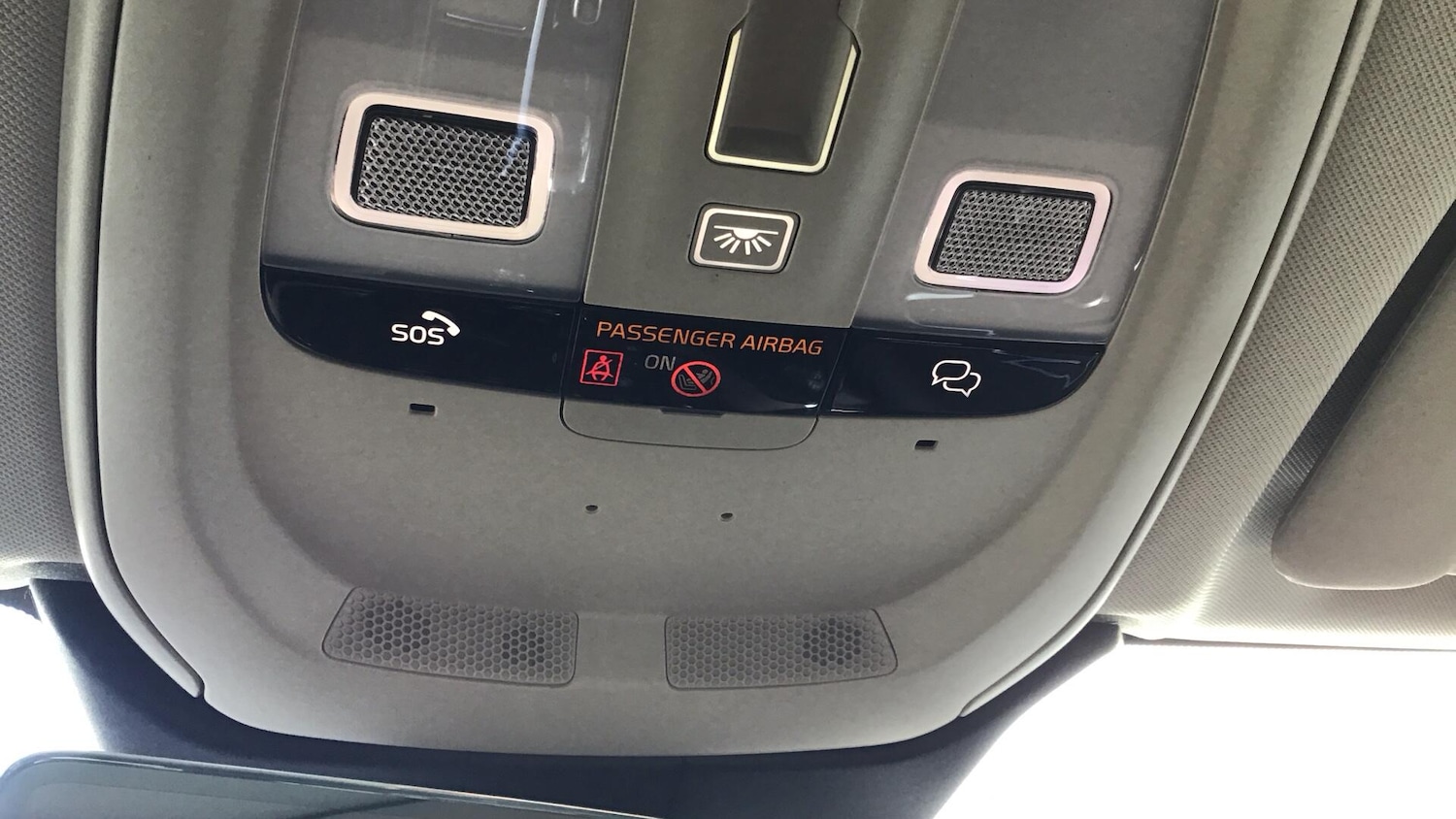 Used Volvo XC60 2025 for sale - 77330698: Photo 25