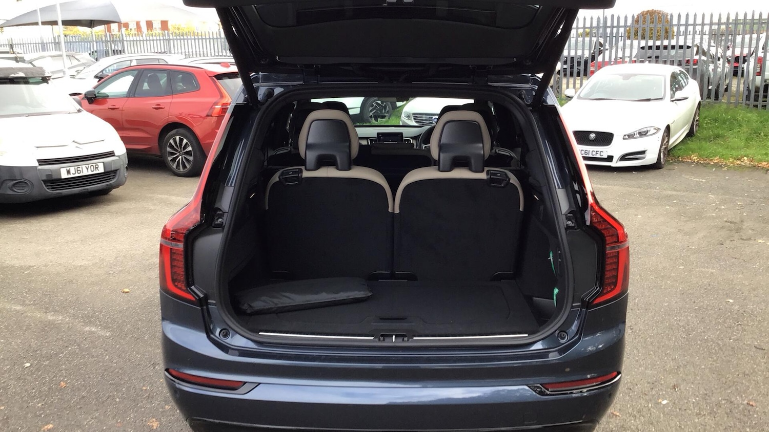 Used Volvo XC90 2025 for sale - 76485403: Photo 13