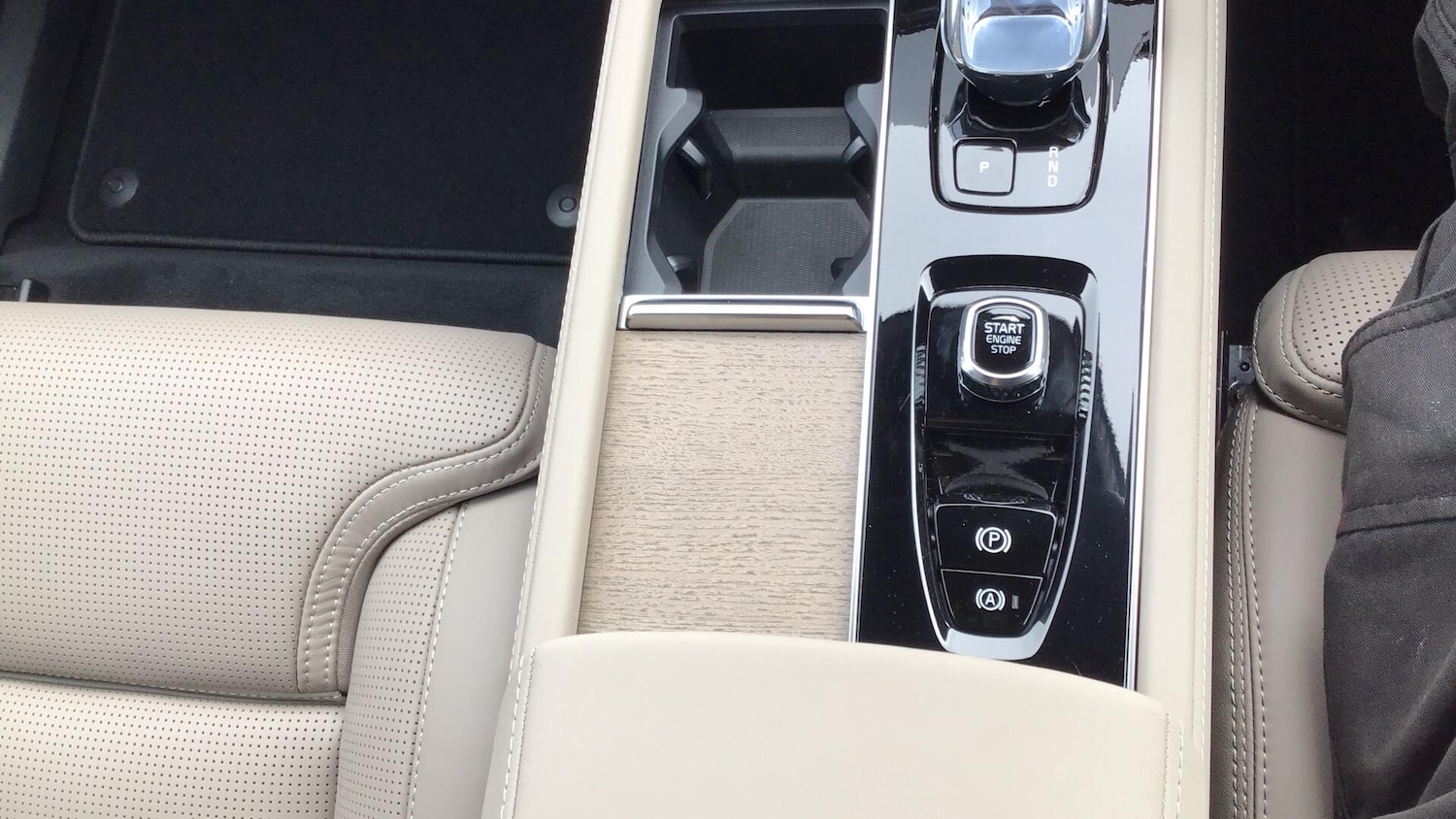 Used Volvo XC90 2025 for sale - 76485403: Photo 15