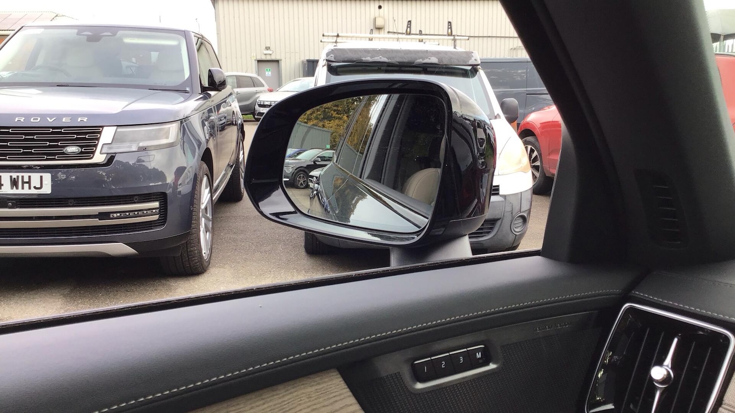 Used Volvo XC90 2025 for sale - 76485403: Photo 30