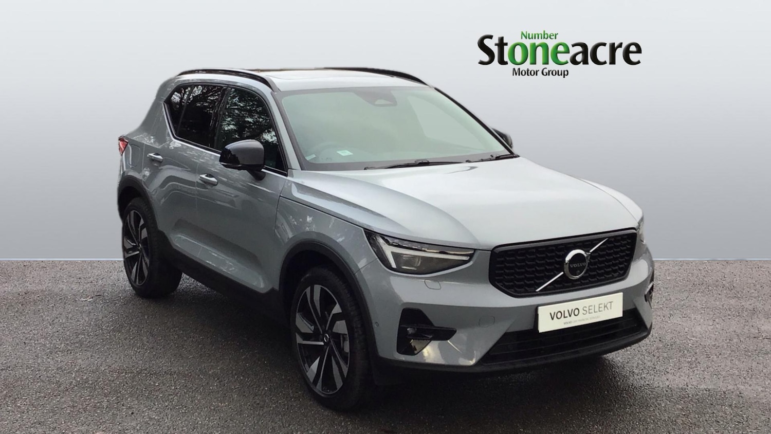 Used Volvo XC40 2024 for sale - 76645965: Photo 1
