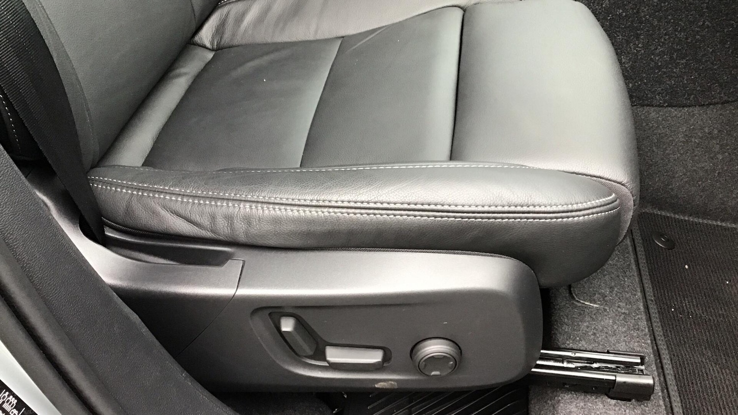 Used Volvo XC40 2024 for sale - 76645965: Photo 33