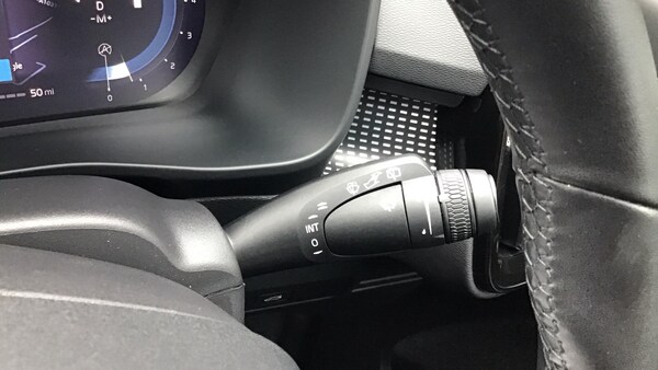 Used Volvo XC40 2025 for sale - 76284295: Photo 30
