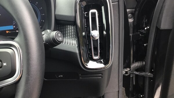 Used Volvo XC40 2025 for sale - 76284295: Photo 34