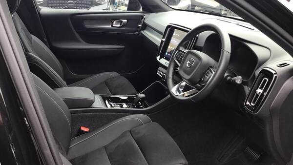 Used Volvo XC40 2025 for sale - 76284295: Photo 4