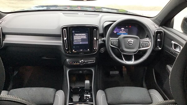 Used Volvo XC40 2025 for sale - 76284295: Photo 5