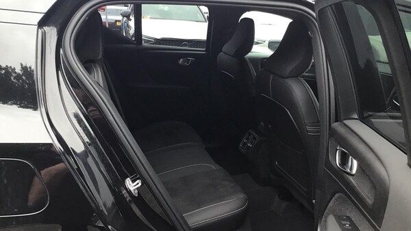 Used Volvo XC40 2025 for sale - 76284295: Photo 6