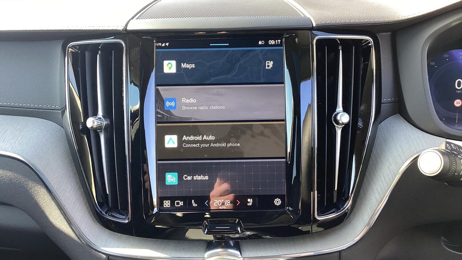 Used Volvo XC60 2025 for sale - 77119882: Photo 29