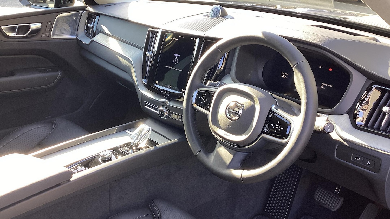 Used Volvo XC60 2025 for sale - 77119882: Photo 5