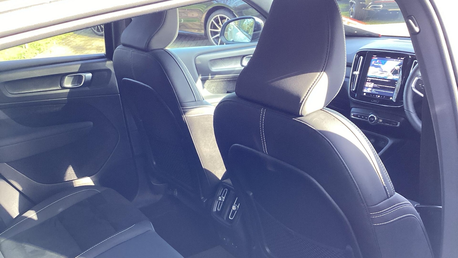 Used Volvo C40 2022 for sale - 77994394: Photo 38