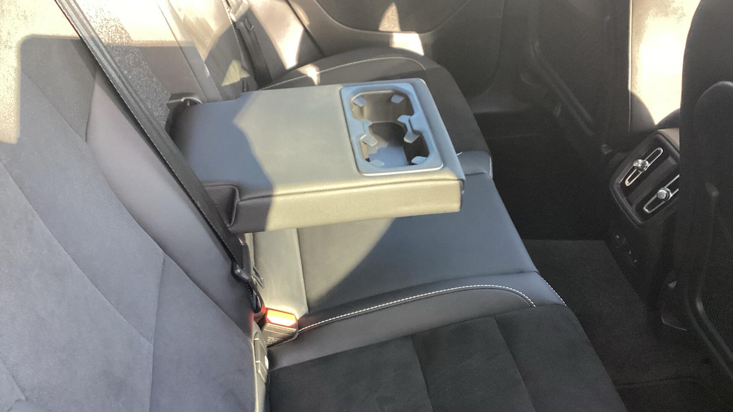 Used Volvo C40 2022 for sale - 77994394: Photo 40