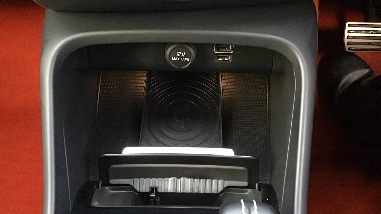 Used Volvo XC40 2018 for sale - 77253761: Photo 16