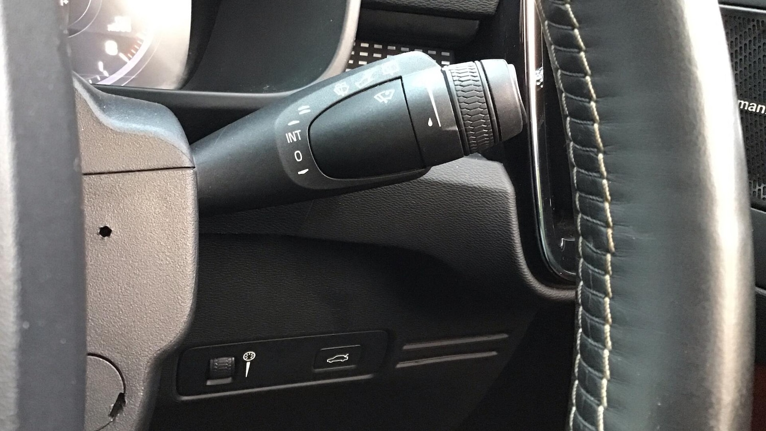 Used Volvo XC40 2018 for sale - 77253761: Photo 24