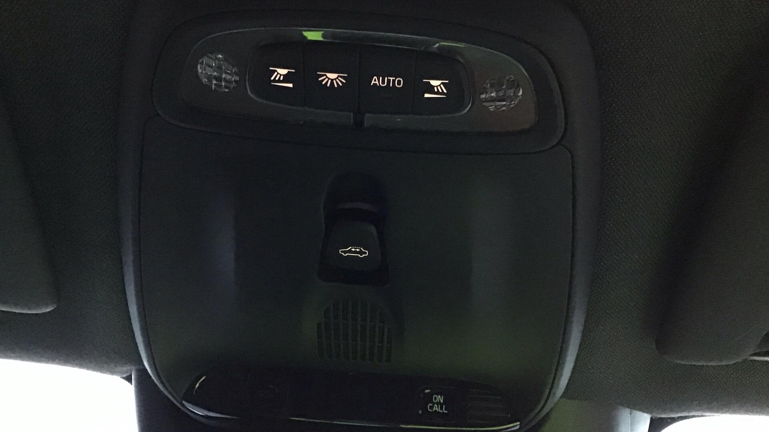 Used Volvo XC40 2018 for sale - 77253761: Photo 27